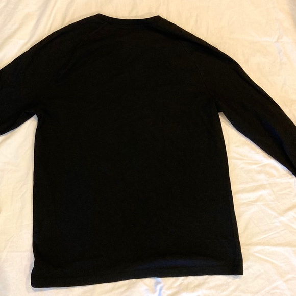 American Eagle Long Sleeve Tee - Picture 5 of 5